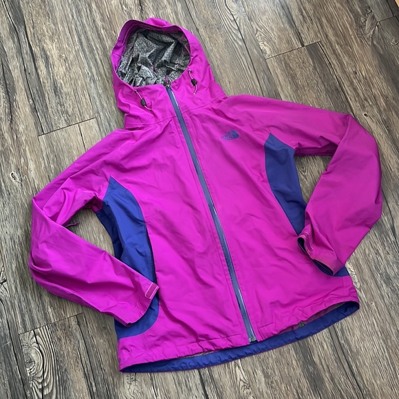 The North Face Women's Vibrant Pink and Blue Utility Jacket - Picture 3 of 11